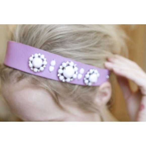 JUICY COUTURE Headband GEM & LEATHER Floral Jeweled ELASTIC  Back LILAC - Picture 1 of 2